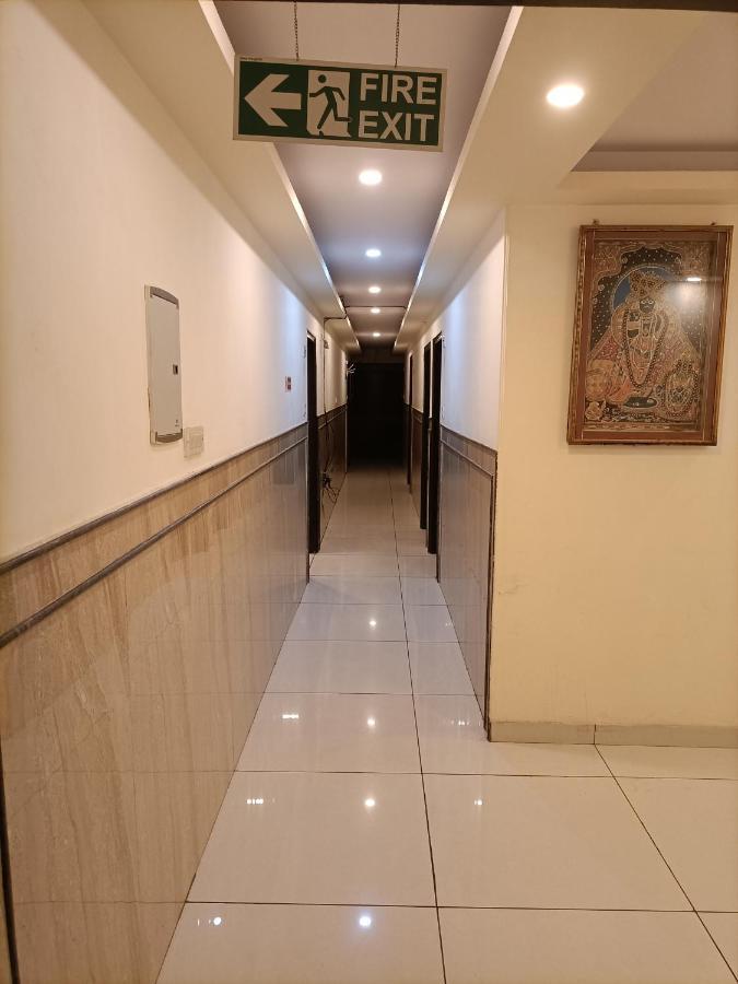 Hotel New City Lite Near Igi Airport Delhi New Delhi Buitenkant foto