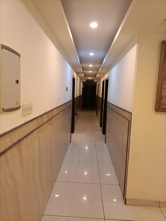 Hotel New City Lite Near Igi Airport Delhi New Delhi Buitenkant foto